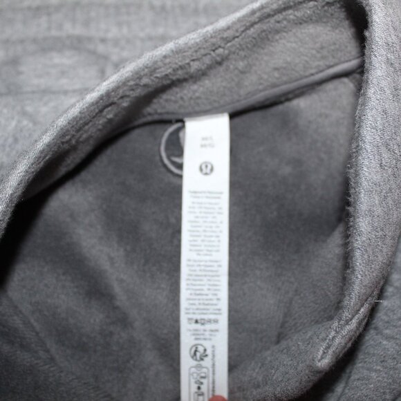NWT Lululemon Scuba Oversized Varsity Jacket Plush HMDG Gray Snap Front M/L - Picture 5 of 9
